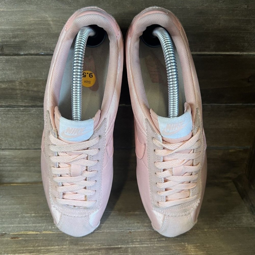 Womens Nike Classic Cortez Pink Coral Stardust Shoes Sneakers Size 9.5 M GUC - Picture 4 of 7